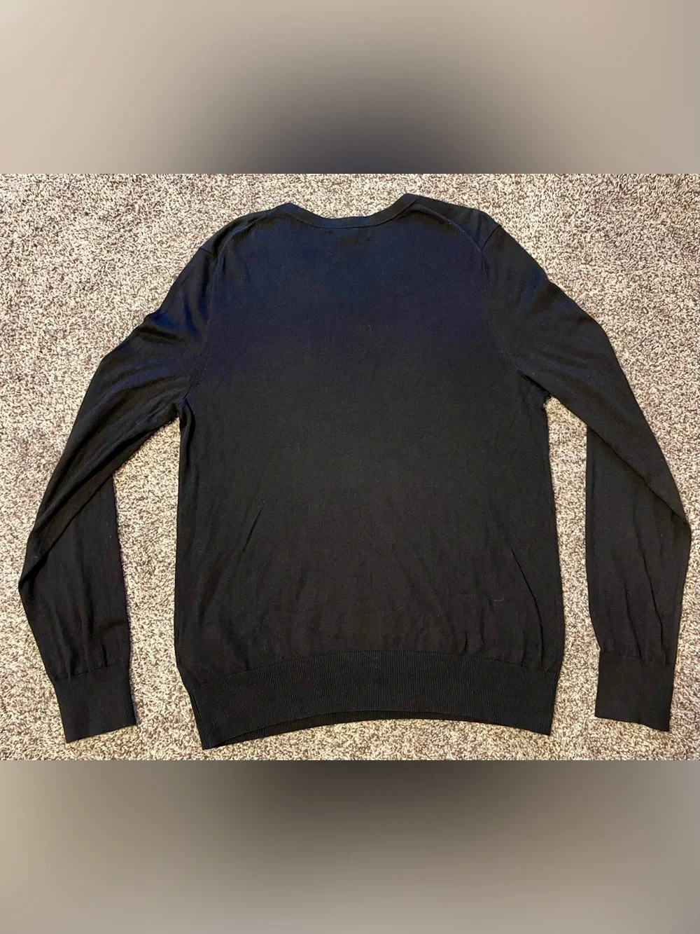 Banana Republic Men's Black V-Neck Lightweight Sweater